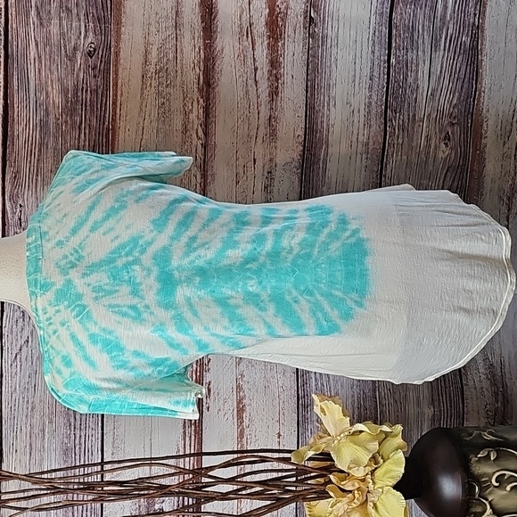 NWT LAmade TEAL TIE DYE V NECK CAP SLEEVED PULLOVER TEE - Picture 6 of 13